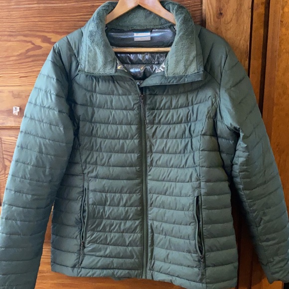 Columbia Jackets & Blazers - Columbia Coat size Large